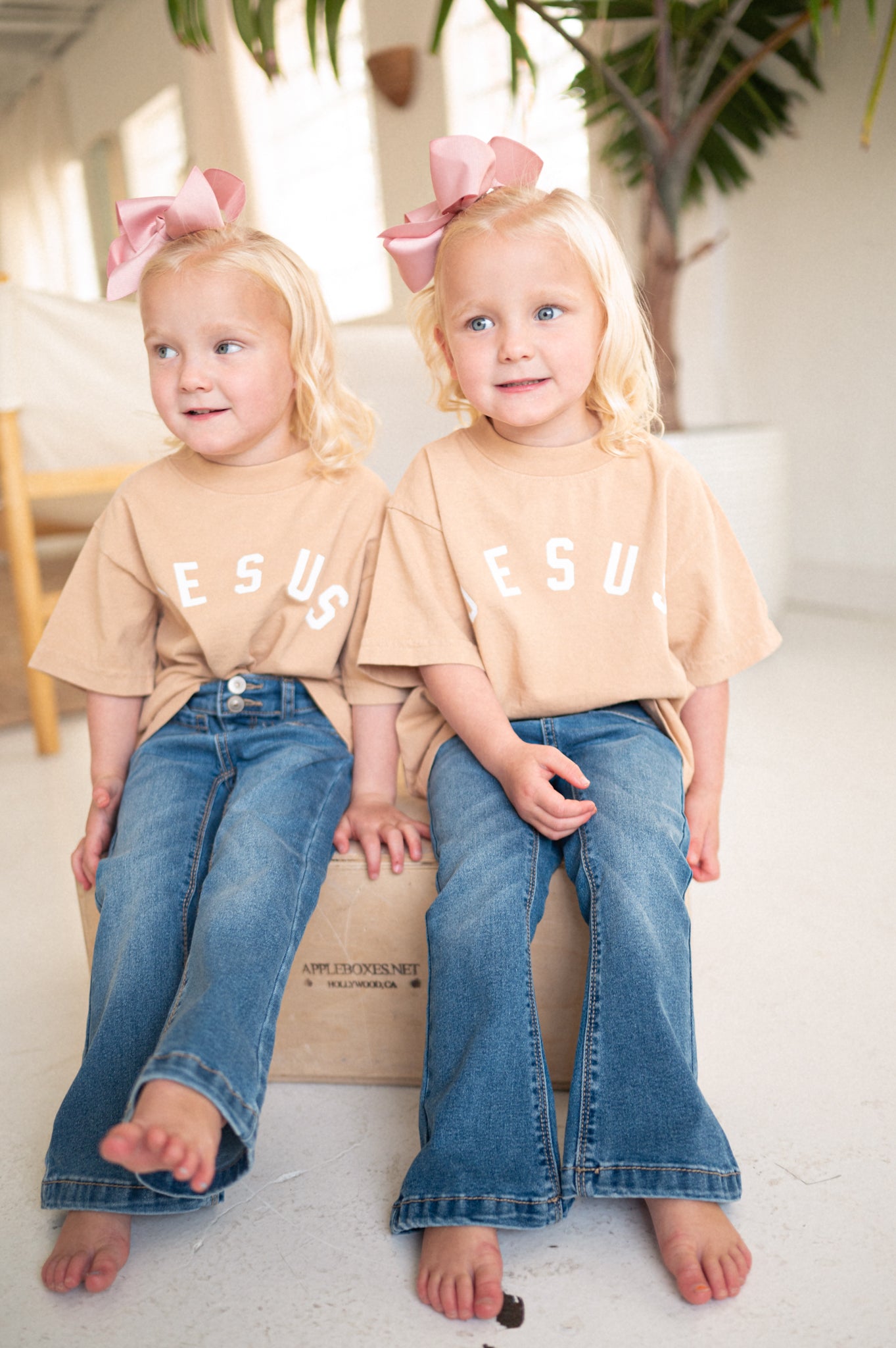 JESUS | LATTE | UNISEX